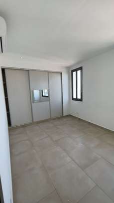 Appartement en duplex à louer aux almadies ( penthouse) image 8