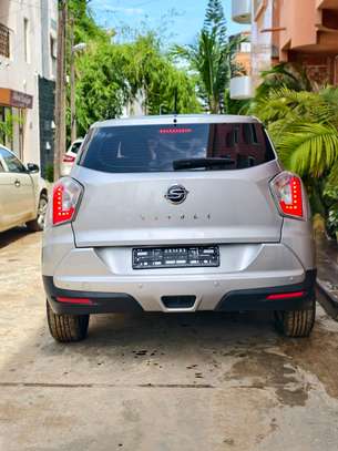 Ssangyong Tivoli année 2018 image 4
