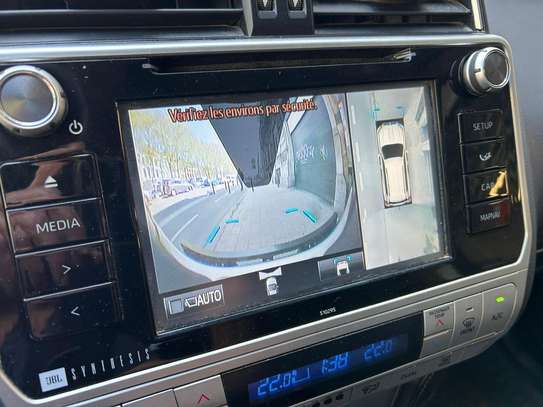 Toyota land cruiser prado image 5