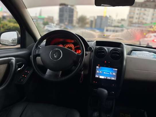 Renault duster image 10