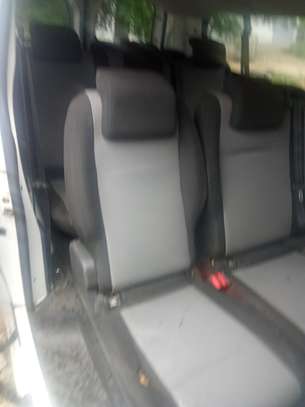 MINIBUS PEUGEOT EXPERT  9 Places image 4