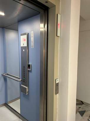 Très joli appartement F4 au Virage image 3