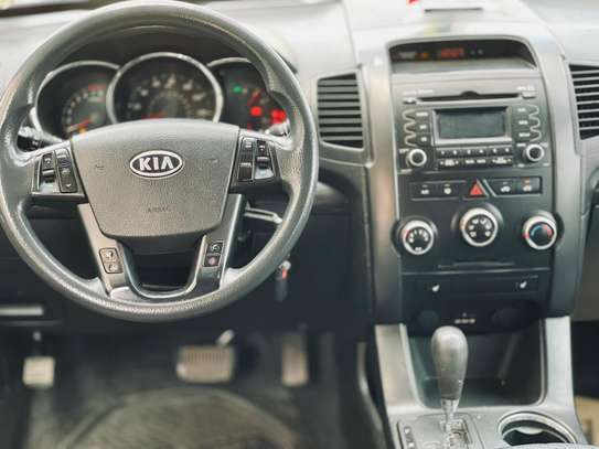 Kia sorento image 7