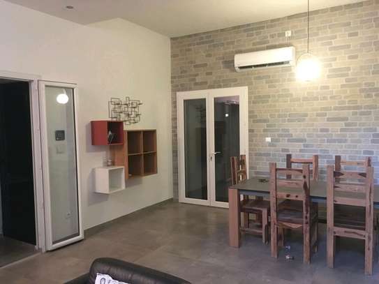 Belle villa duplex avec piscine privée à Mermoz image 11