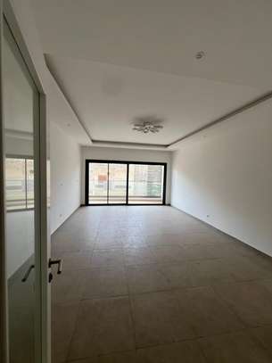 Appartement F4 à louer au Point E image 3