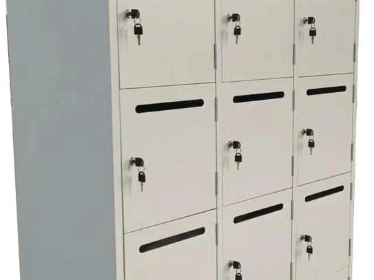 ARMOIRE METAL VESTIAIRE 12 PORTES image 3