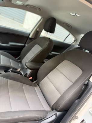 À vendre Kia Forte Ex image 8