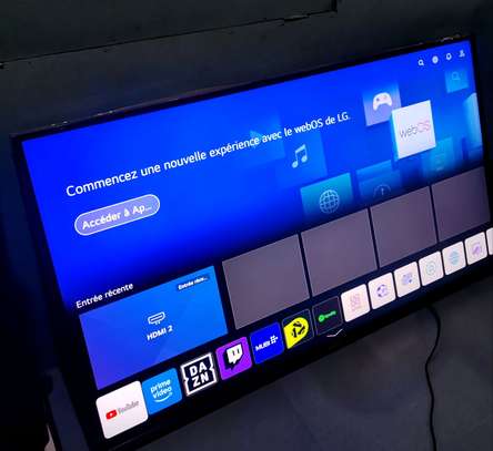 LG Smart TV 55 4K UHD webOS Wi-Fi intégrée image 2