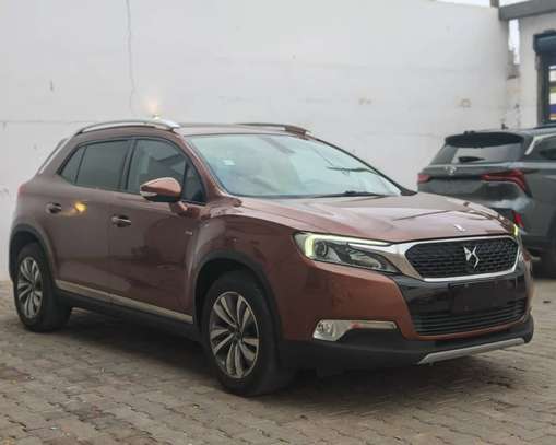 Citroën DS6 2017 image 2