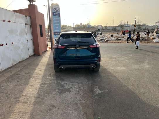 Ford Edge image 5