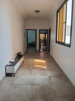 Fully Furnished Apartment Almadies image 5