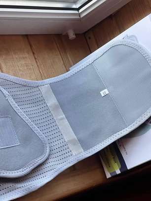 Ceinture corset dorsale pour soulager les douleurs lombaires image 9
