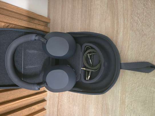 Sony WH-1000XM5 image 2