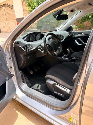 Peugeot 308 image 4