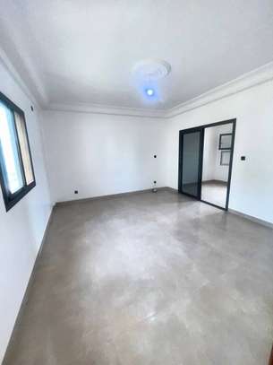 APPARTEMENT F4 AUX ALMADIES-RECASEMENT image 5