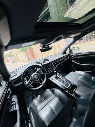 Porsche Macan S 2018 image 10