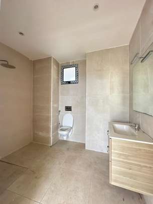 APPARTEMENT F4 A VENDRE AUX MAMELLES AVEC VUE MER image 9