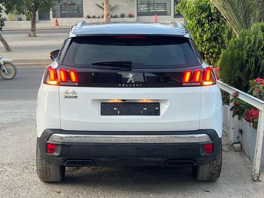 Peugeot 3008 image 3