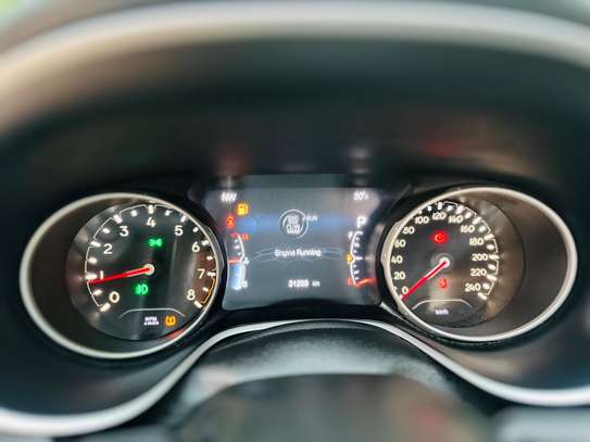 Jeep compas moteur 1.4 année 2017 image 9