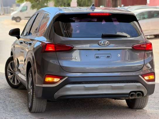 HYUNDAI SANTAFE 2021 image 9