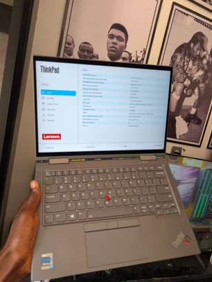 Lenovo Yoga x1 /i7 11th 3ghz / 16gb / 512 image 3