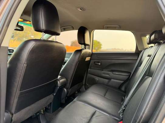 Mitsubishi Outlander sel 2016 image 12