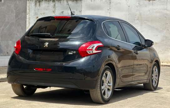 PEUGEOT 208 2015 image 7