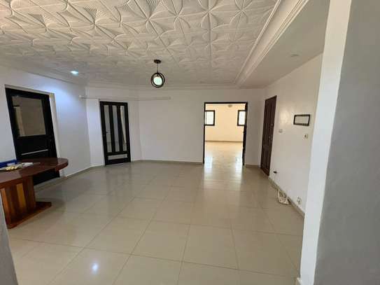 À louer, un bel appartement à Sacré-Cœur 3 image 4