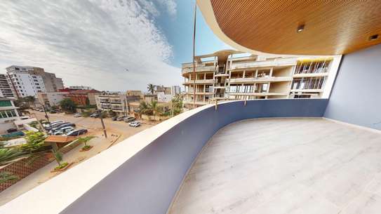 Appartement moderne avec une vue panoramique image 7