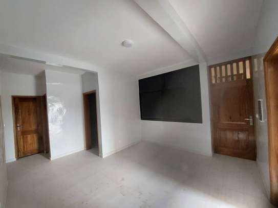 Appartement moderne à Dalifort image 9