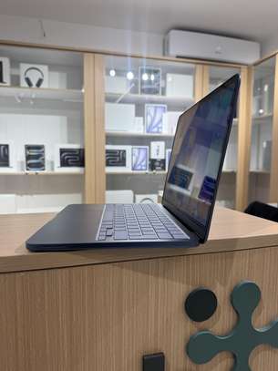 MacBook Neo - A18 Pro| 8GB RAM | 256 image 5