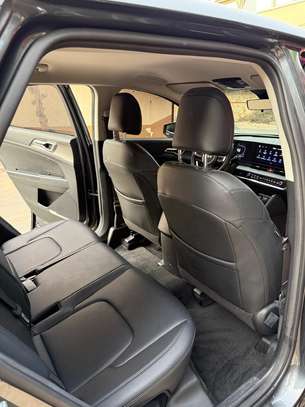 KIA SPORTAGE 2023 image 5