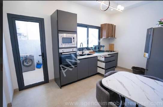 Ref_3418_GL Appartement  meublé à louer au point E image 5