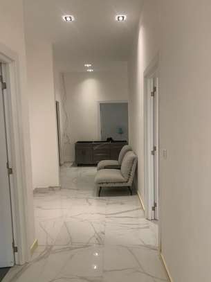 TRÈS BEL APPARTEMENT F4 A LOUER AUX ALMADIES image 12