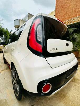 Kia soul gt 2017 image 6