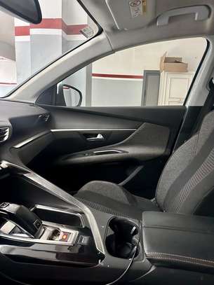 Peugeot 3008 image 4