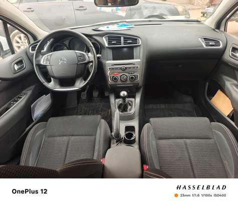 Citroen C4 image 6