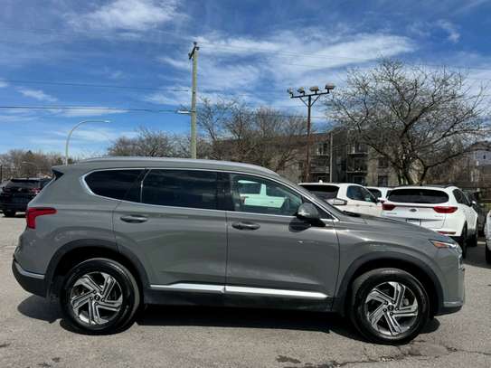 Hyundai santafe 2023 image 2