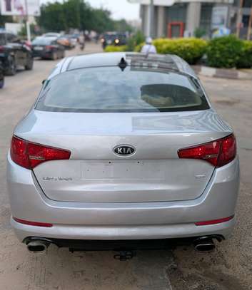 Kia optima 2012 full options image 15