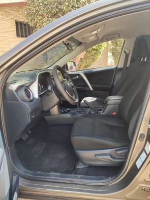 Toyota Rav 4 2019 image 9