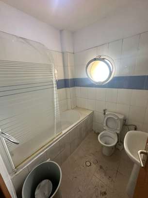Appartement à louer F4 résidence axa image 8