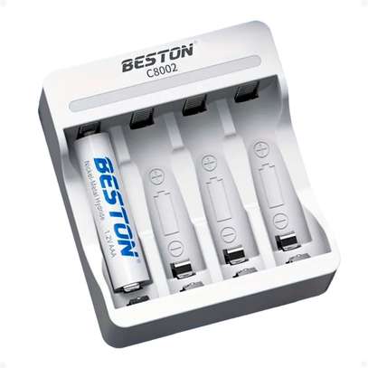 Chargeur de piles électrique à 4 emplacements avec écran Led image 7