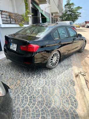 BMW 2013 image 4