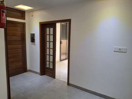 APPARTEMENT F4 À LOUER AUX MAMELLES image 3