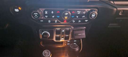 Jeep image 8