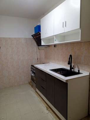 Meuble de cuisine américaine avec Évier image 2