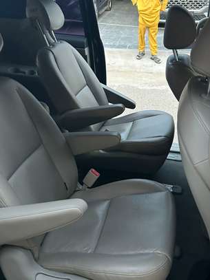 Kia Carnival luxe 9 places diesel 2017 image 9