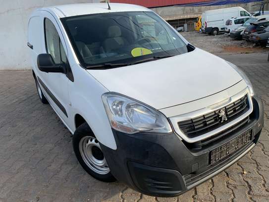 Citroën berlingo diesel manuel climatisé année 2016 image 3