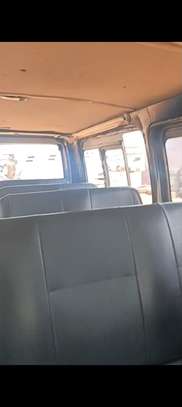 Toyota hiace image 5