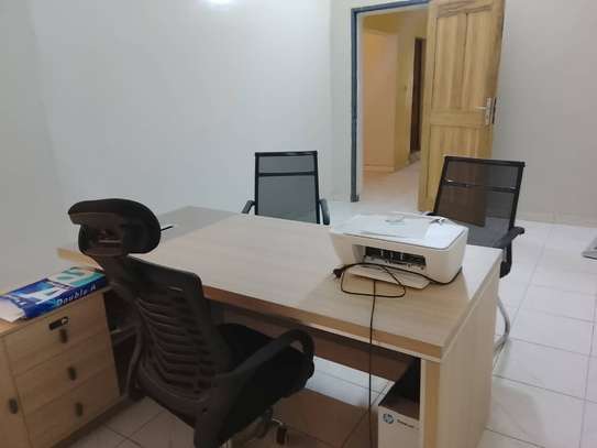 Bureau Coworking Route de Saly à Mbour image 2